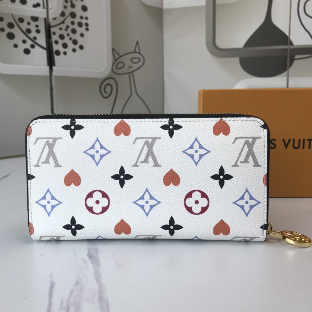 EN - New Arrival Wallet LUV 025