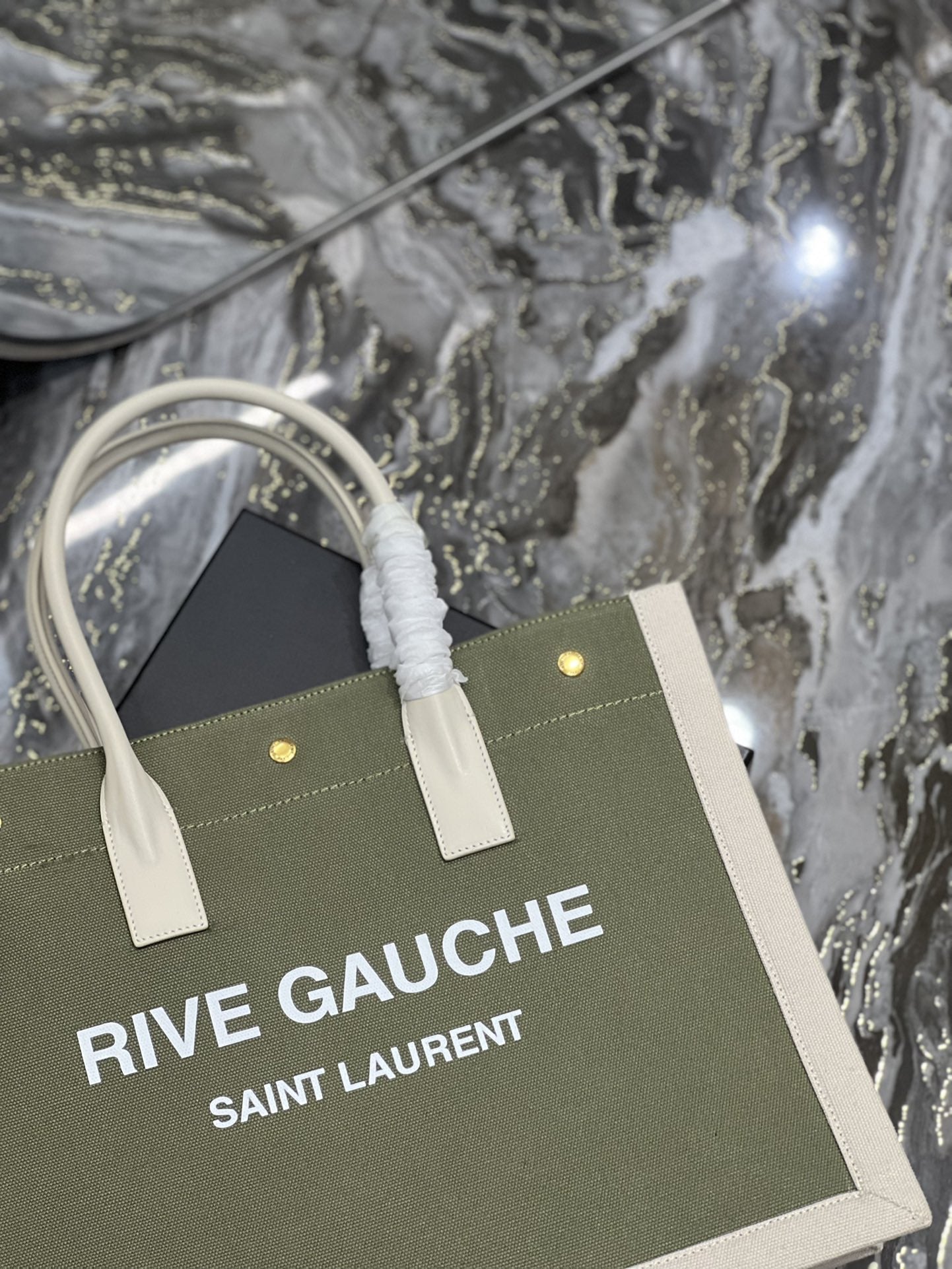GLAMI Rive Gauche Small Tote Bag In Linen Military Green For Women 15.4in/39cm YSL 617481FAAGLAMI3281
