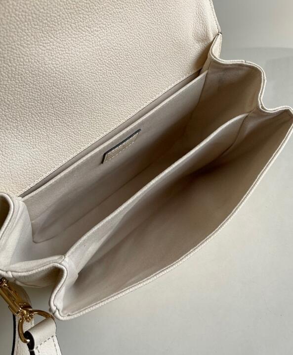 SAMC - LOV Bags - 2483