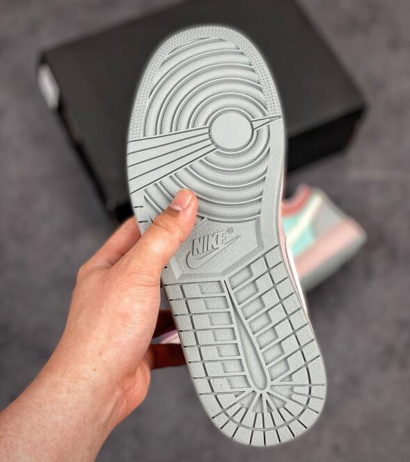 SAMC - NKE Shoes - 1489