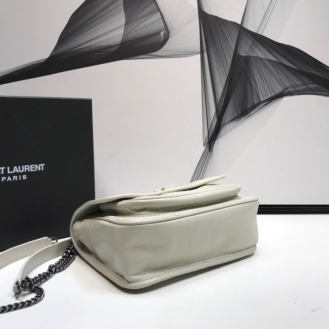 GLAMI Niki Baby Chain Bag In Crinkled Vintage White For Women 8.2in/21cm YSL 6331600EN049207