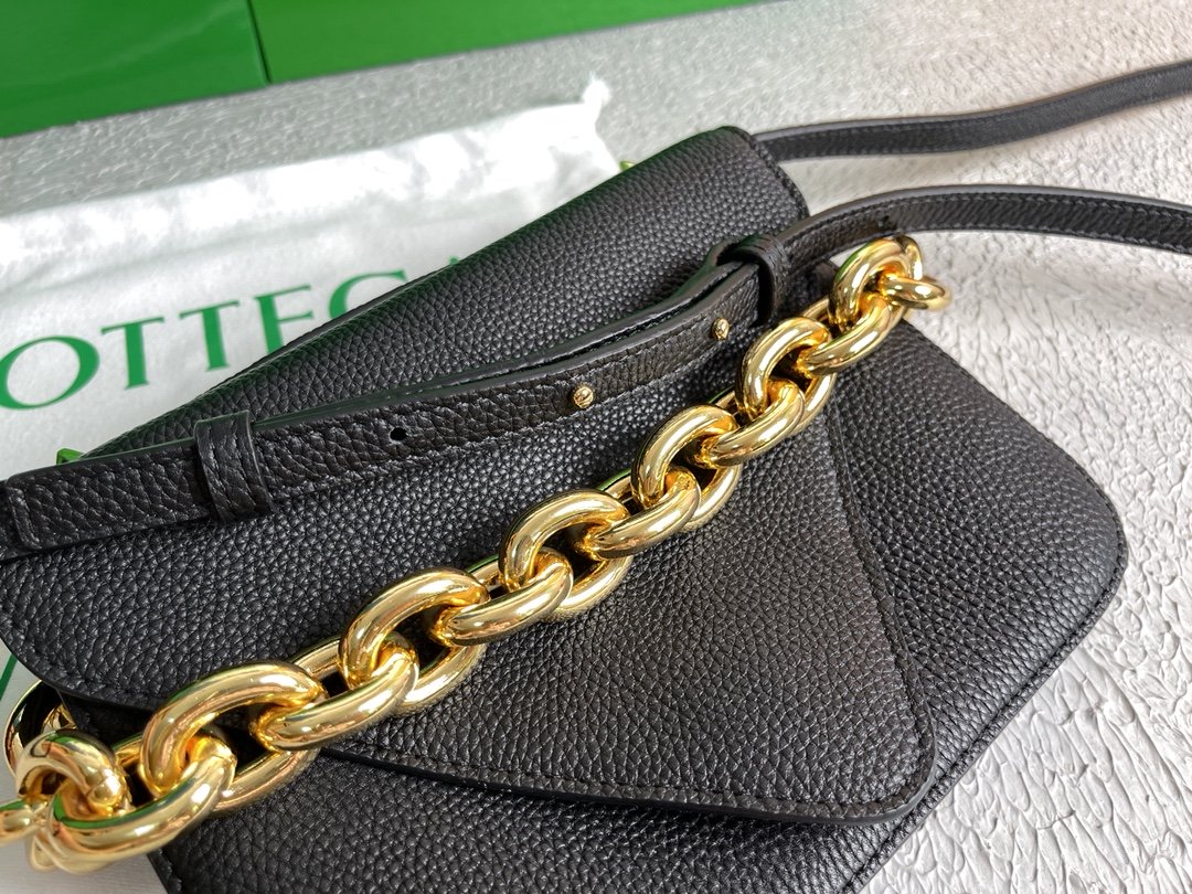 GLAMI Mount Black, For Women, WomenÃ¢â‚¬â„¢s Bags 8.3in/21cm 667399V12M08425
