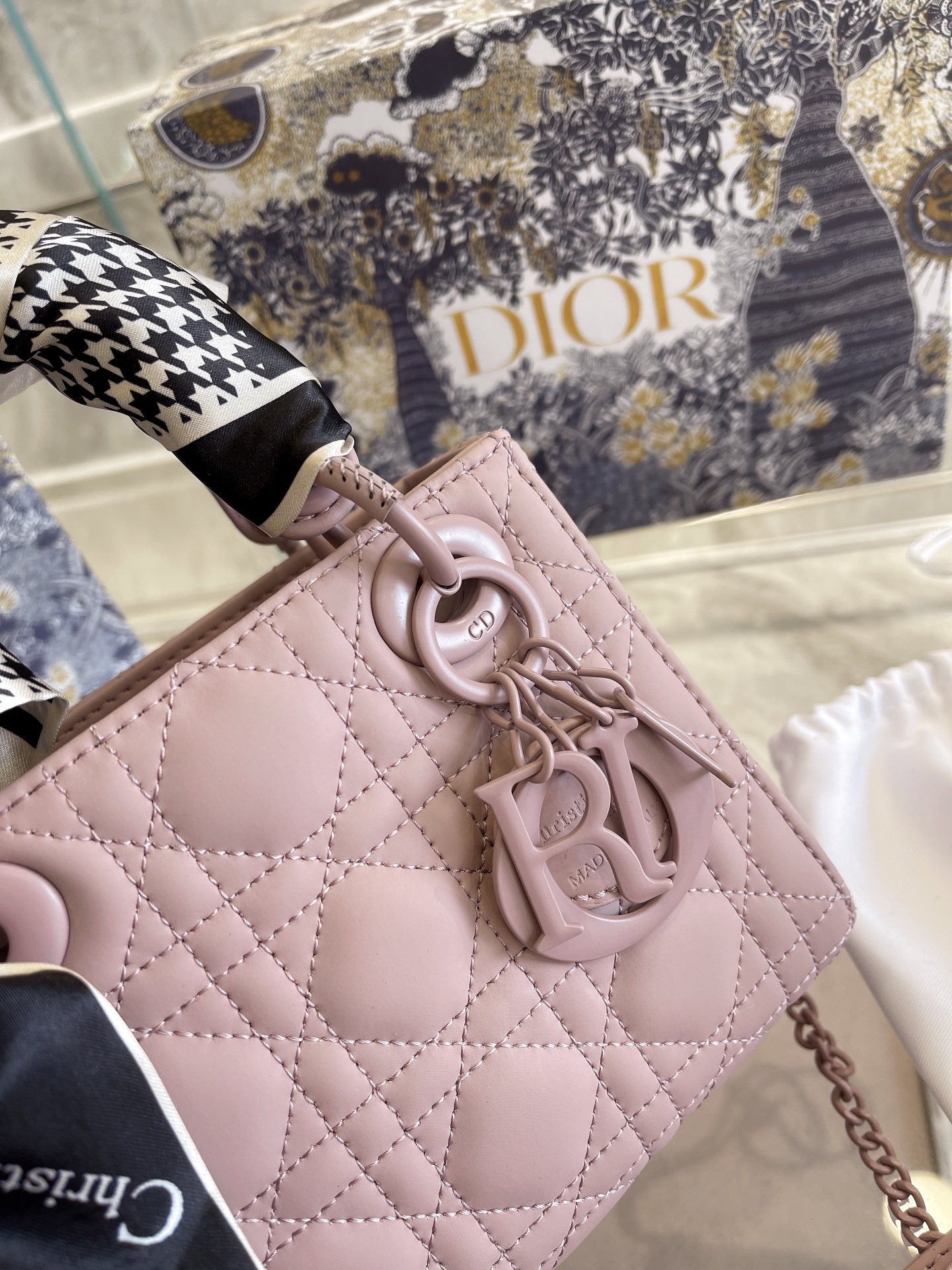 EN - New Arrival Bags DIR 058