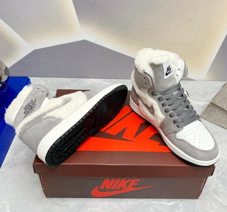 SAMC - NKE Shoes - 183