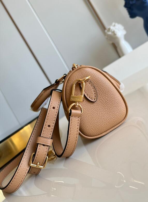SAMC - LOV Bags - 1570