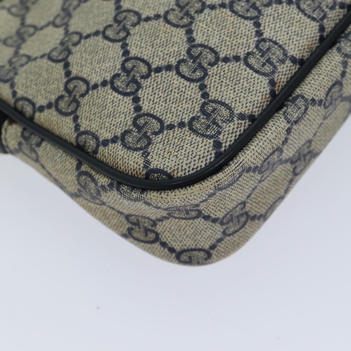 GUCCI GG Supreme Shoulder Bag PVC Navy 97 02 068 71425