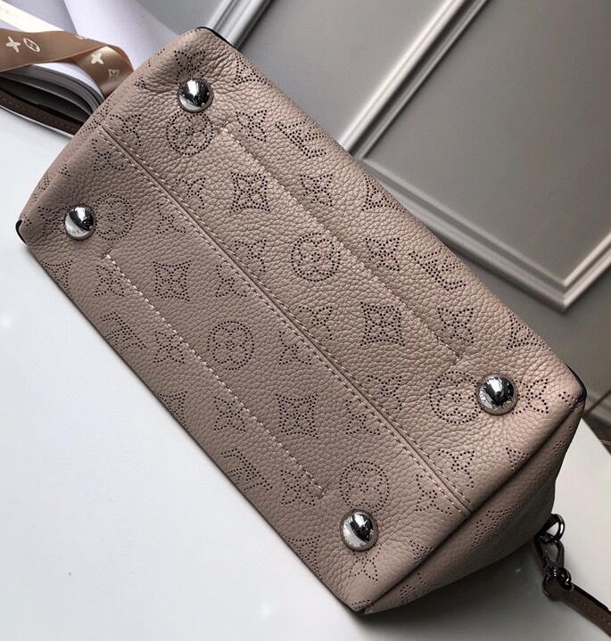 SAMC - LOV Bags - 2971