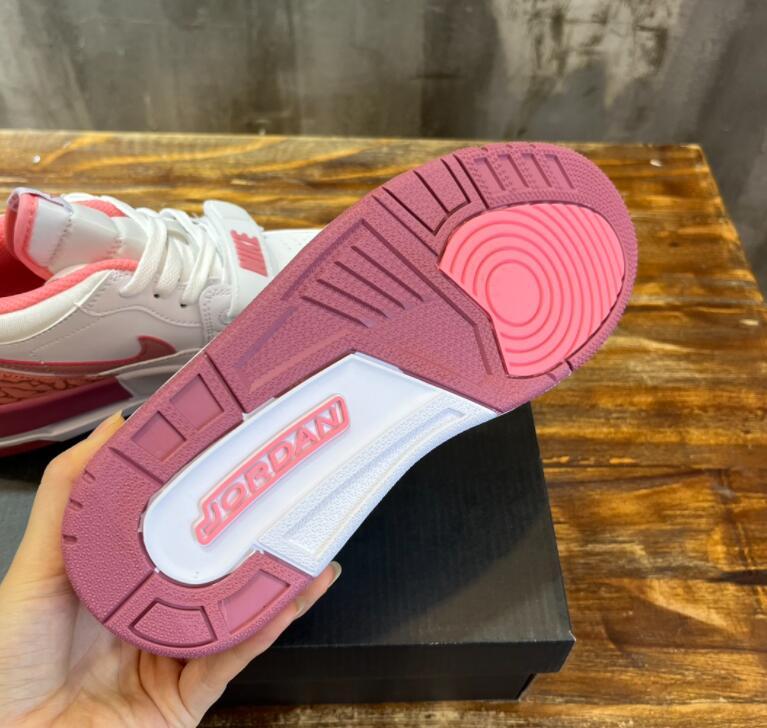 SAMC - NKE Shoes - 540