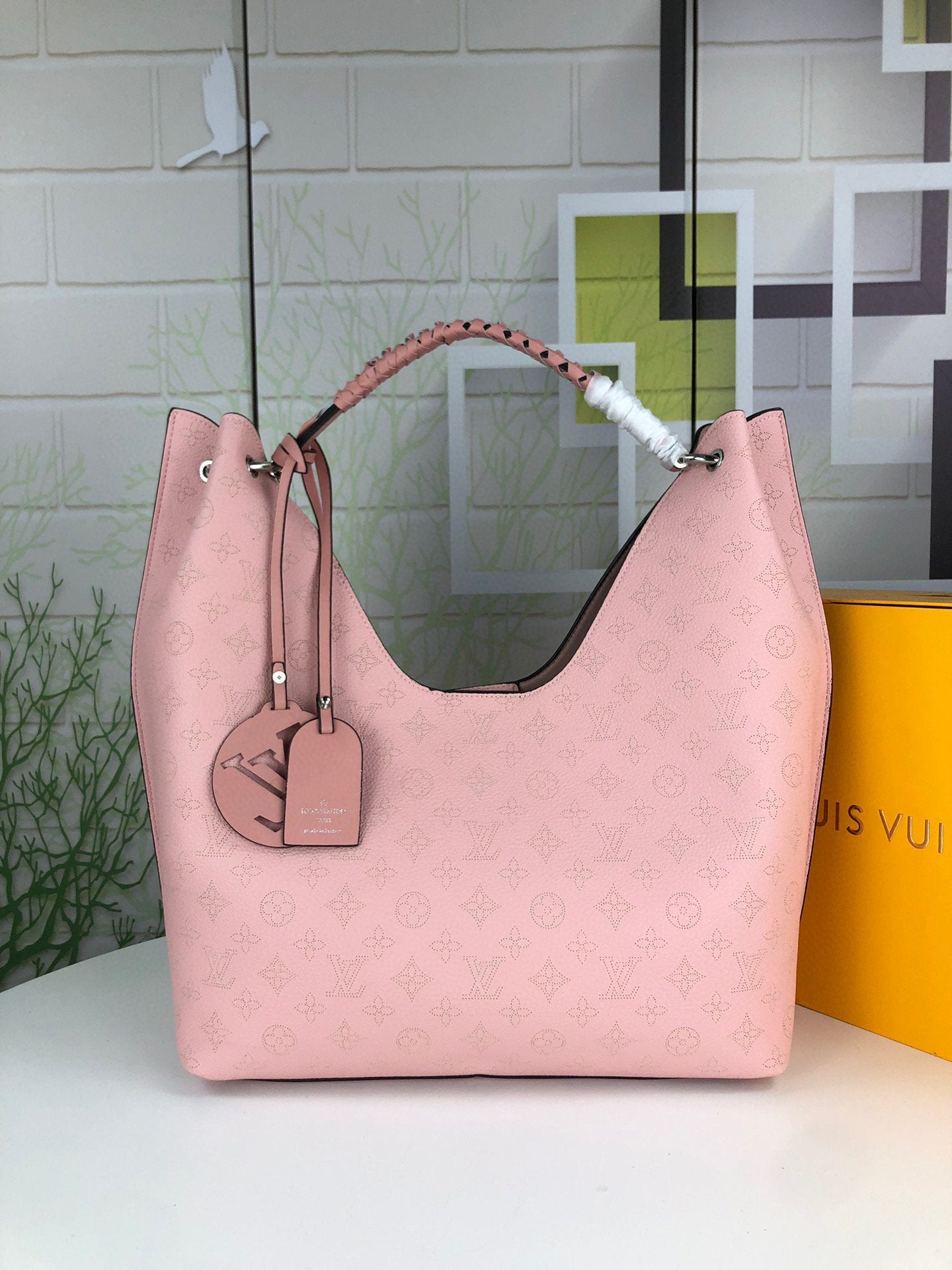 EN - New Arrival Bags LUV 050