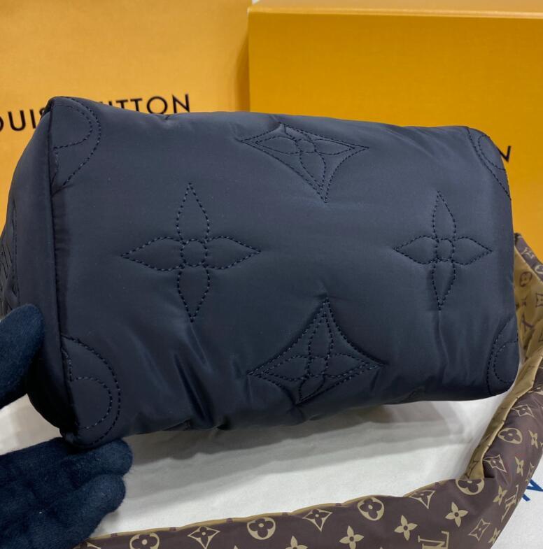 SAMC - LOV Bags - 1931