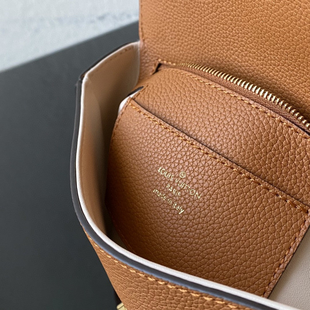 LV Point 9 Create By Nicolas GhesquieÃŒâ‚¬re With Monogram GlamIower 9.1in/22cm Brown For Women LV M55946