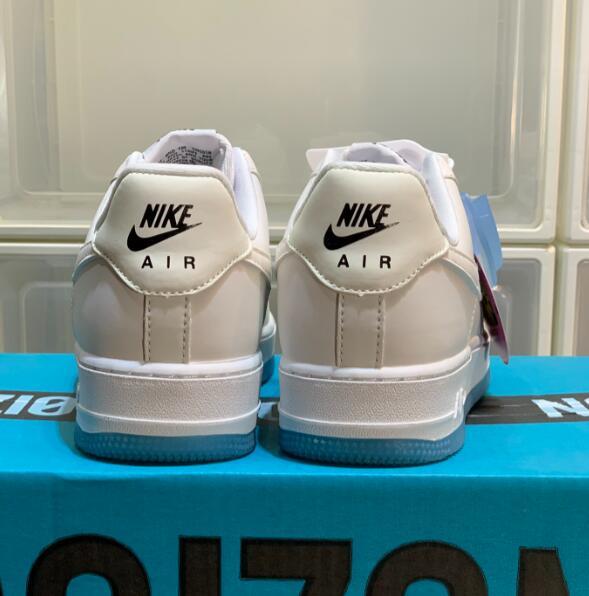 SAMC - NKE Shoes - 668