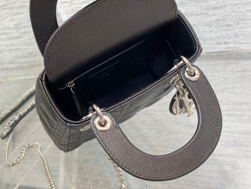 ELE - Dir Bags - 1853