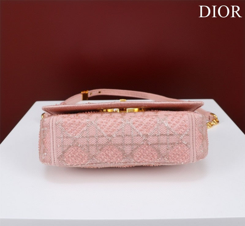 ELE - Dir Bags - 2012