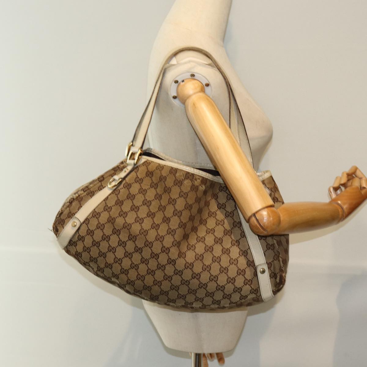 GUCCI GG Canvas Tote Bag Beige 130736 73364