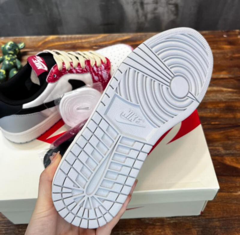 SAMC - NKE Shoes - 873