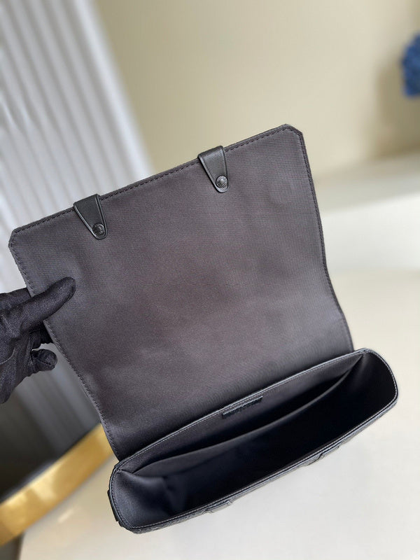 LOV2 Bags - Luxurious Bags  1183