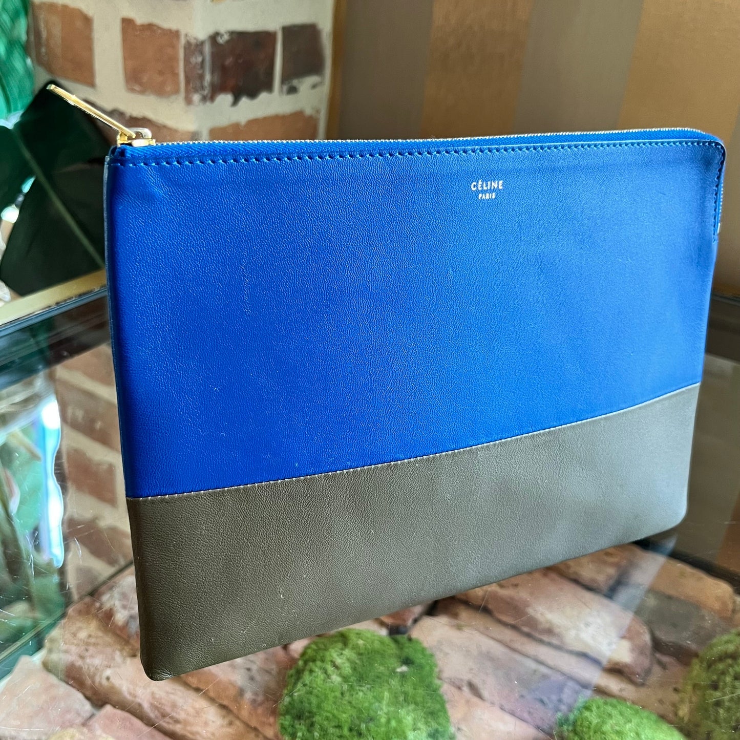 CELINE Solo Lambskin Clutch