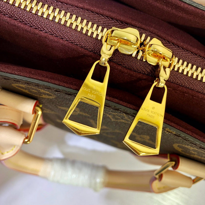 LOV2 Bags - Luxurious Bags  1066