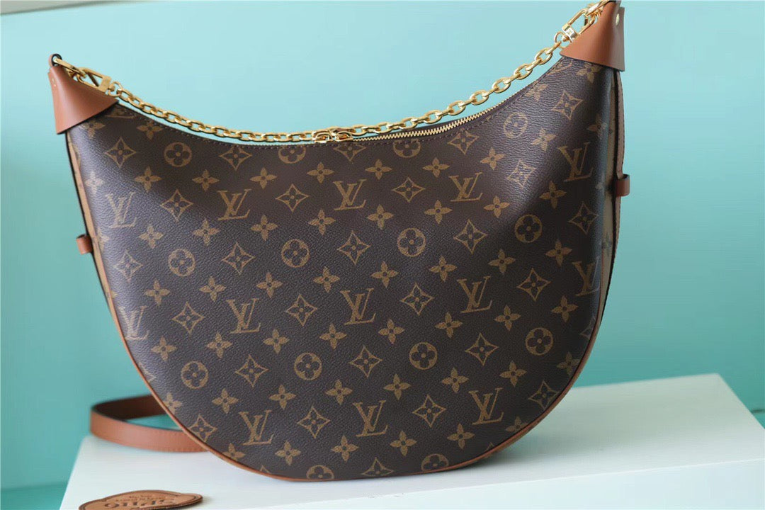 LV Loop Monogram Canvas By Nicolas Ghesquiere For Women,  Shoulder And Crossbody Bags 23cm/9.1in LVÃ‚Â 