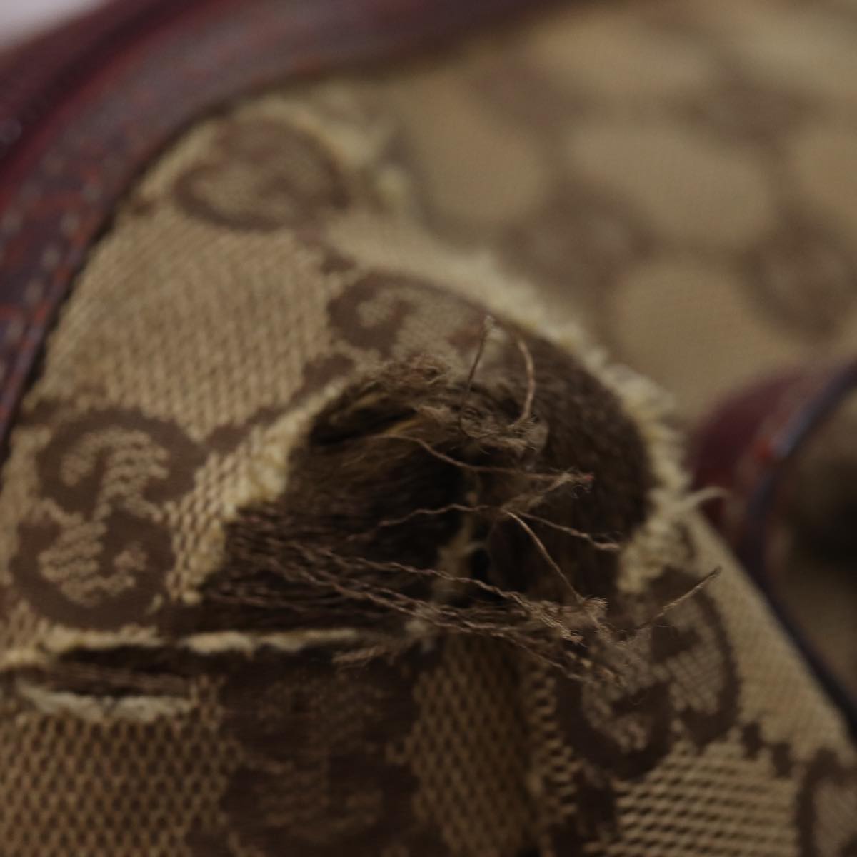 GUCCI GG Canvas Hand Pouch Beige 124542 74207
