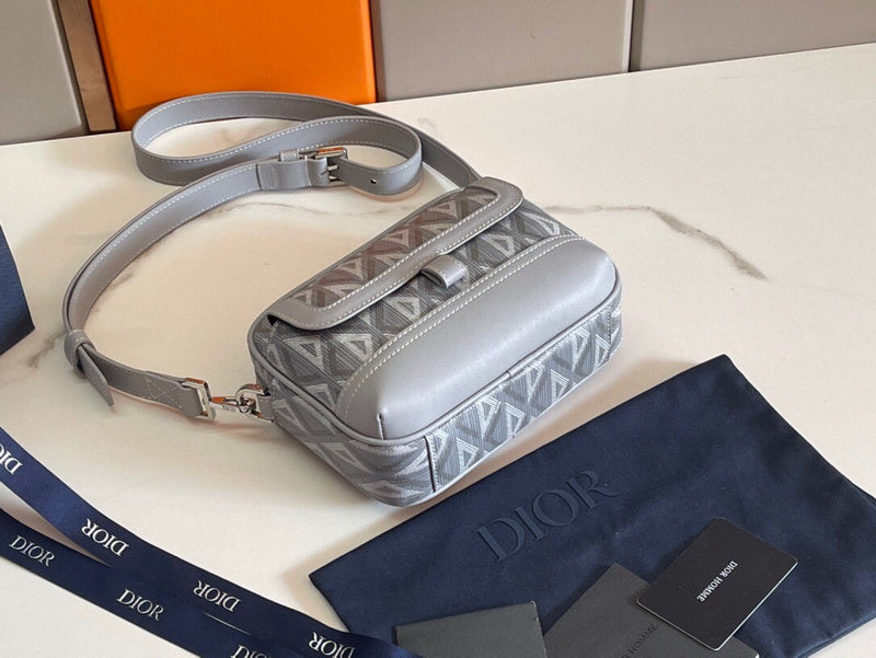 ELE - Dir Bags - 1321