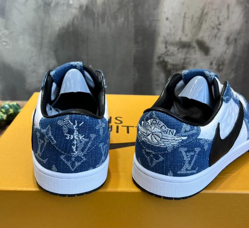 SAMC - NKE Shoes - 523