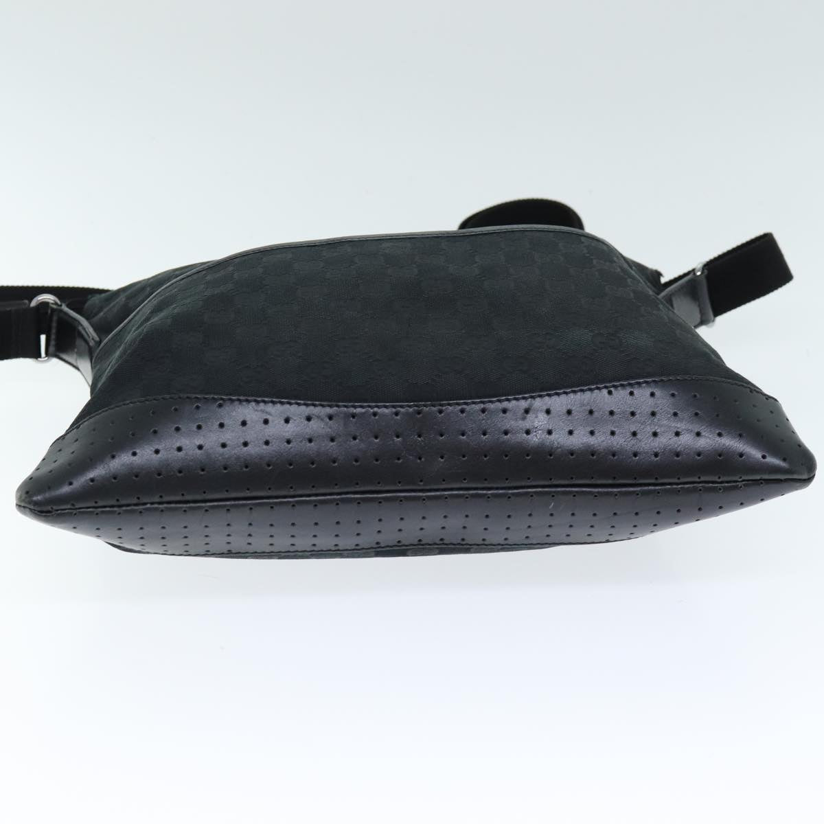 GUCCI GG Canvas Shoulder Bag Black 145856 74657