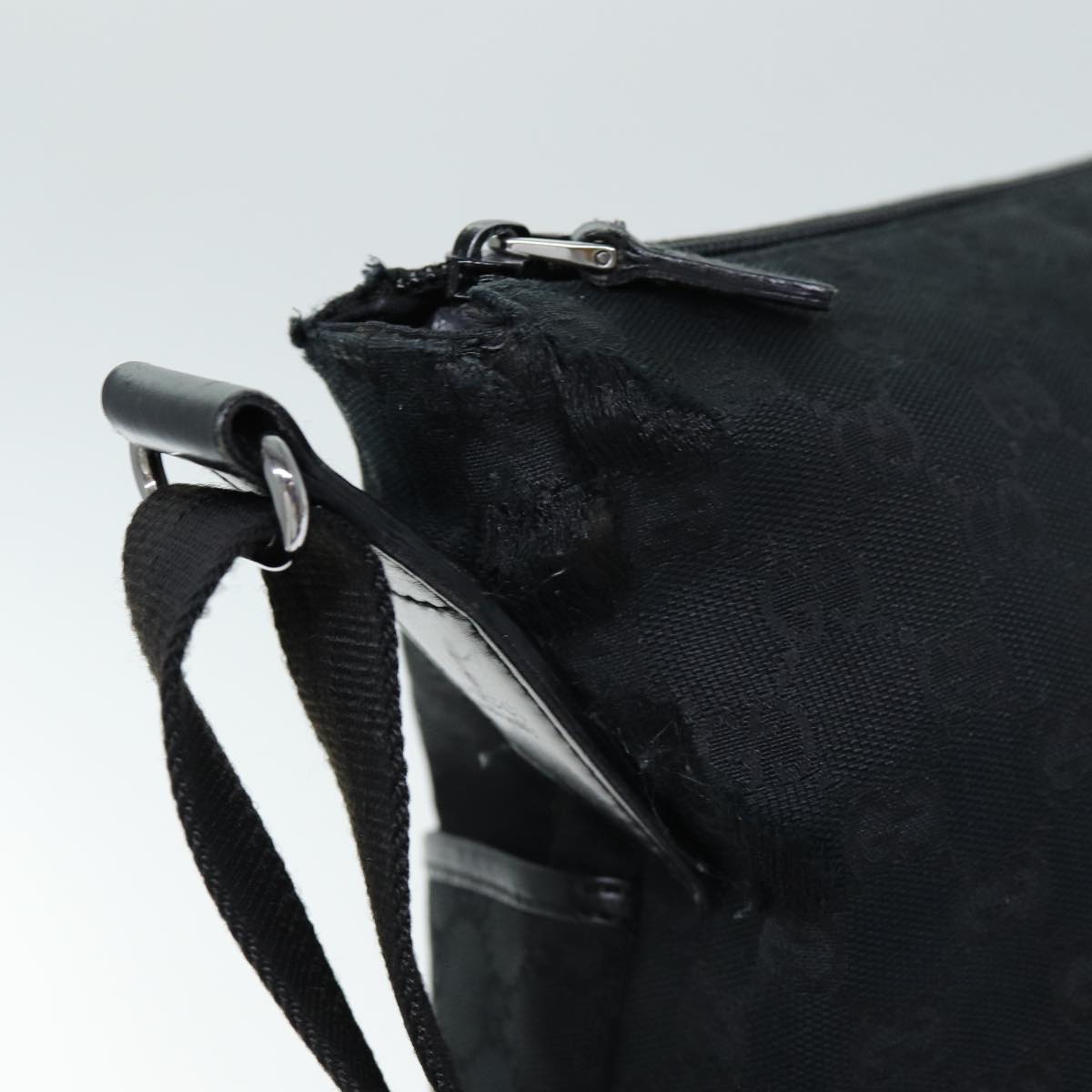 GUCCI GG Canvas Shoulder Bag Black 145856 74657