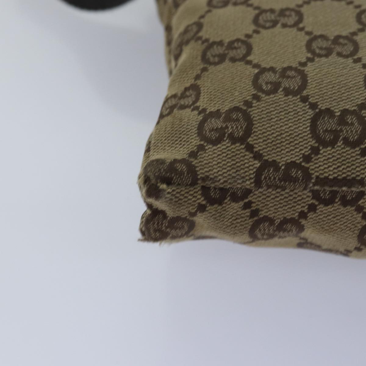 GUCCI GG Canvas Body Bag Beige 28566 74874