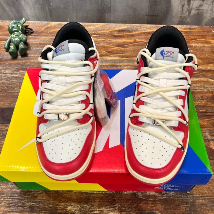 SAMC - NKE Shoes - 808