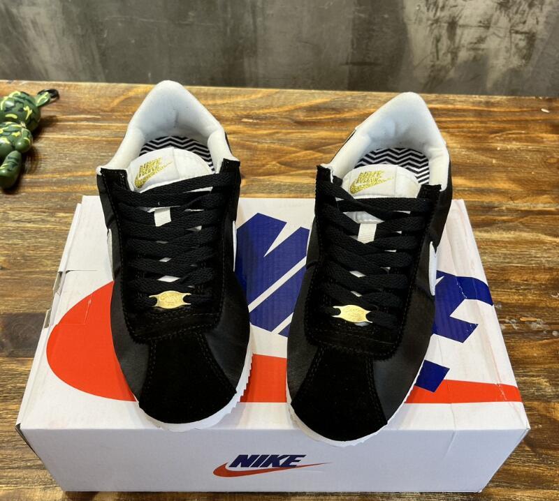 SAMC - NKE Shoes - 597