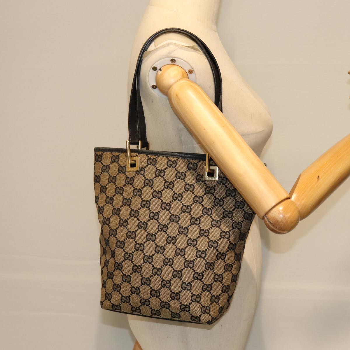 GUCCI GG Canvas Tote Bag Beige 002 1099 74982