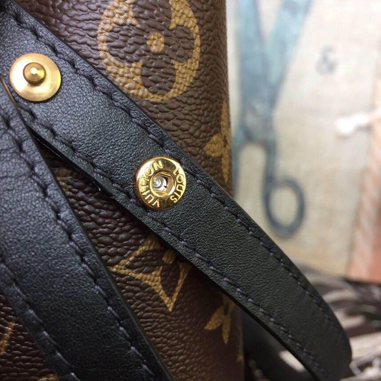 LV NeoNoe MM Bucket Bag Monogram Canvas Black For Women, WomenÃ¢â‚¬â„¢s Handbags, Shoulder And Crossbody Bags 10.2in/26cm LV M44020