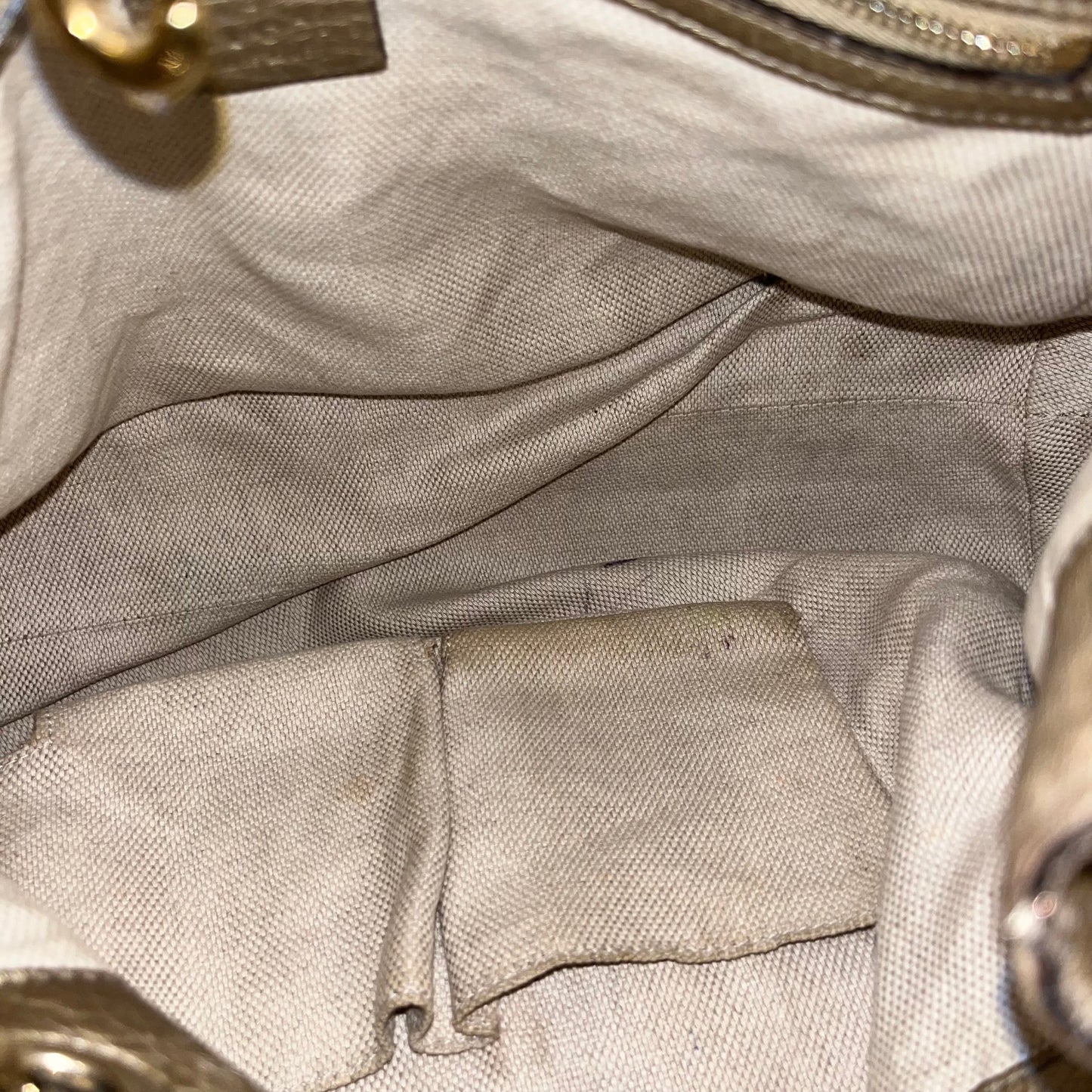 GUCCI Medium Soho Chain Metallic Pebbled Shoulder Bag
