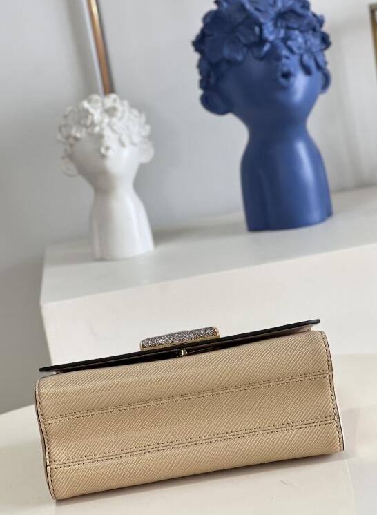 SAMC - LOV Bags - 1636