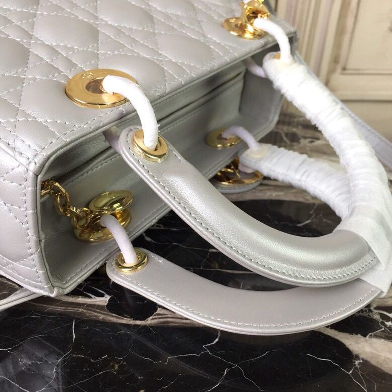 GLAMI MeGLAMIum Lady Bag Gold Toned Hardware For Women 9.5in/24cm CD