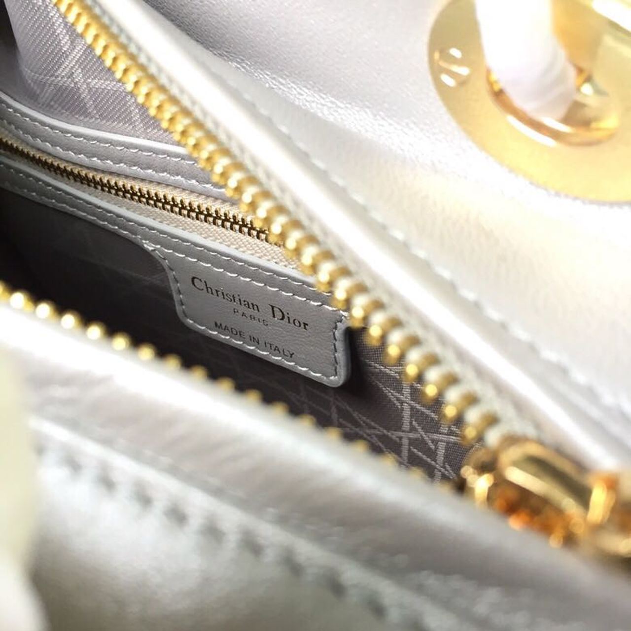 GLAMI MeGLAMIum Lady Bag Gold Toned Hardware For Women 9.5in/24cm CD