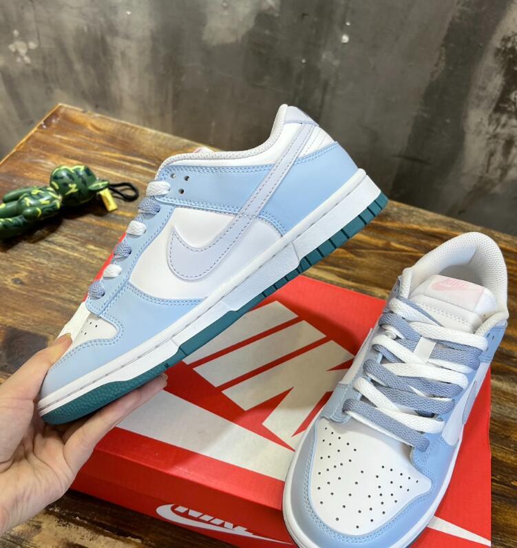 SAMC - NKE Shoes - 267