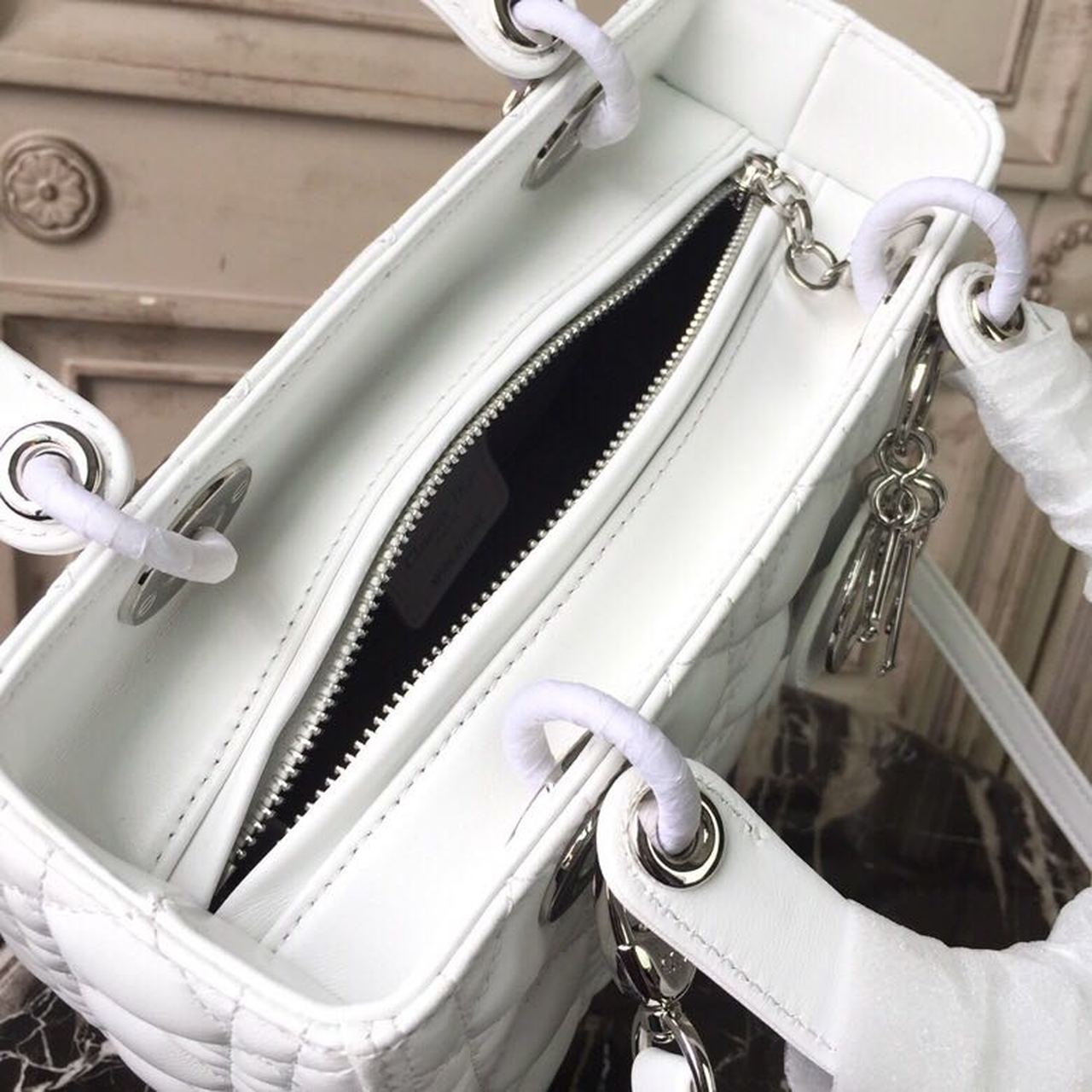 GLAMI MeGLAMIum Lady Bag White Silver Hardware For Women 24cm/9in CD M0565BNGE_M030