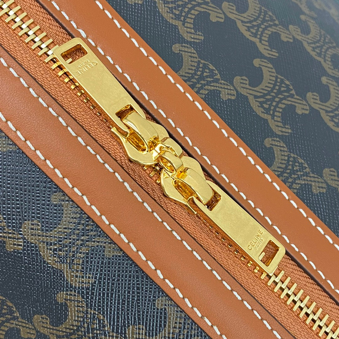 GLAMI Large Voyage Bag In Triomphe Canvas With Dog Print Tan For Women 20in/50cmÃ‚Â 
