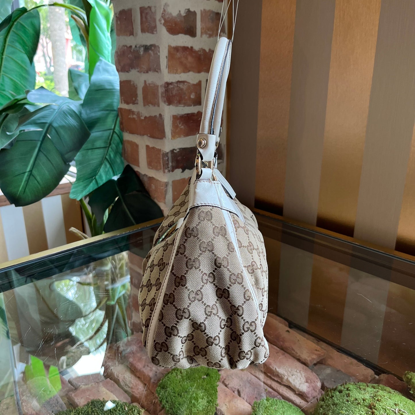 GUCCI Abbey D-Ring Original GG Canvas Small Shoulder Bag
