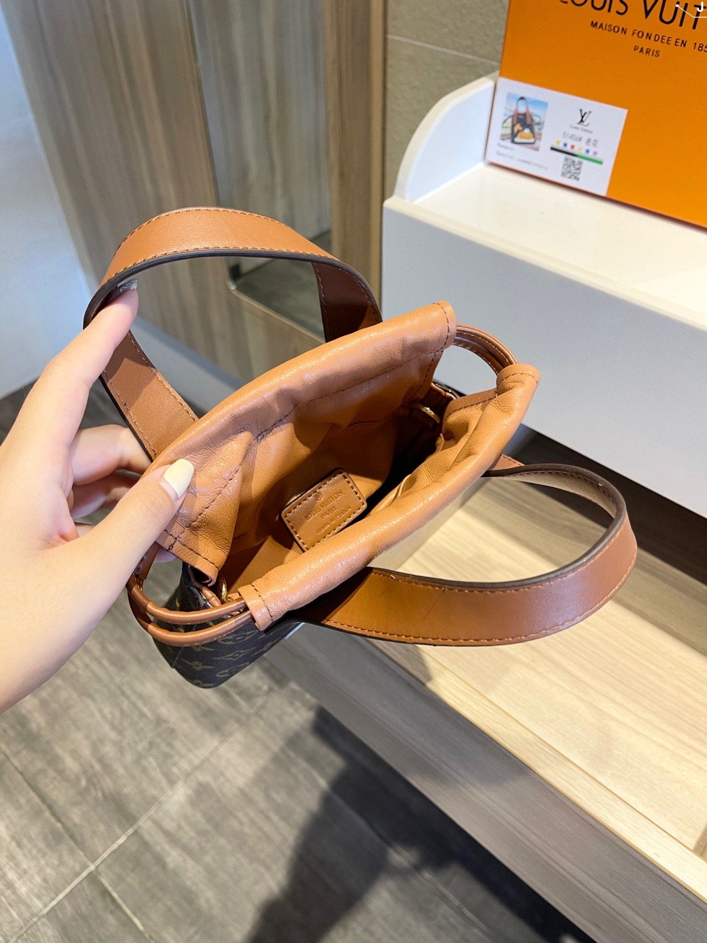 EN - New Arrival Bags LUV 500