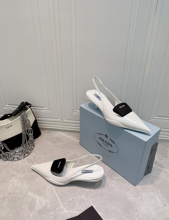 GlamyWomen Shoes - 652
