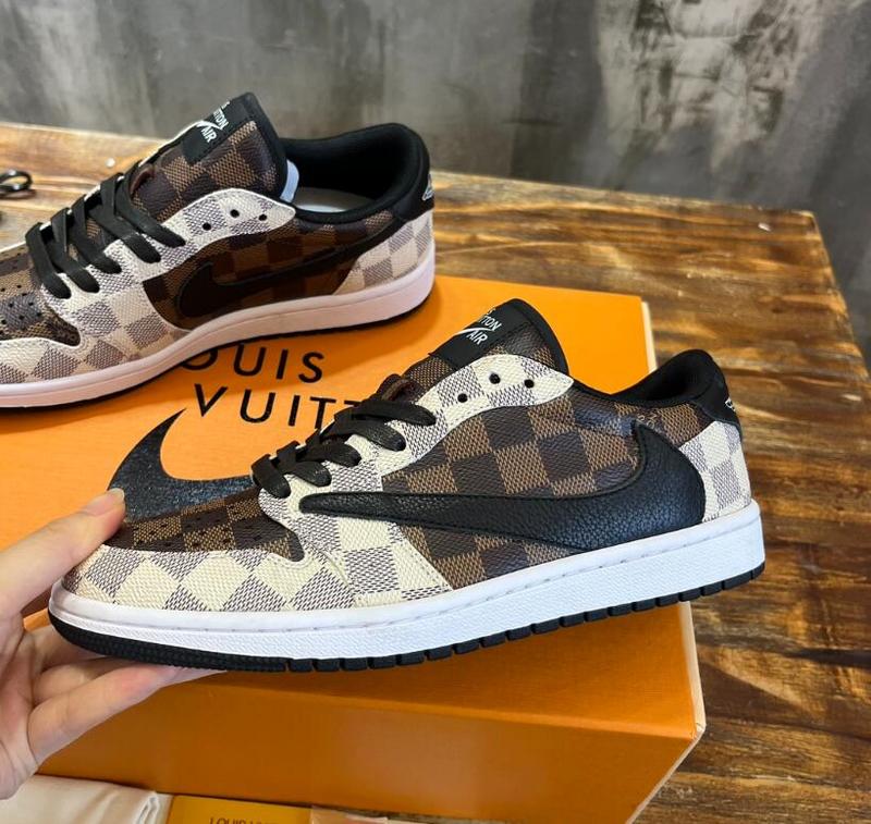 SAMC - NKE Shoes - 521