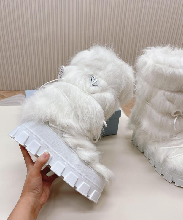 GlamyWomen Shoes - 160