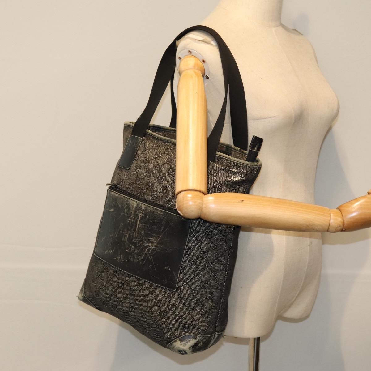 GUCCI GG Canvas Tote Bag Black 28892 76162