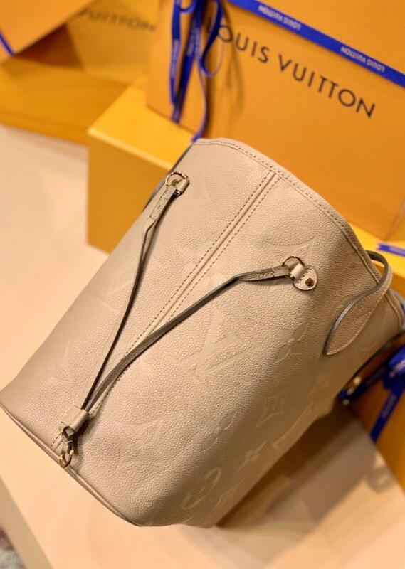SAMC - LOV Bags - 181