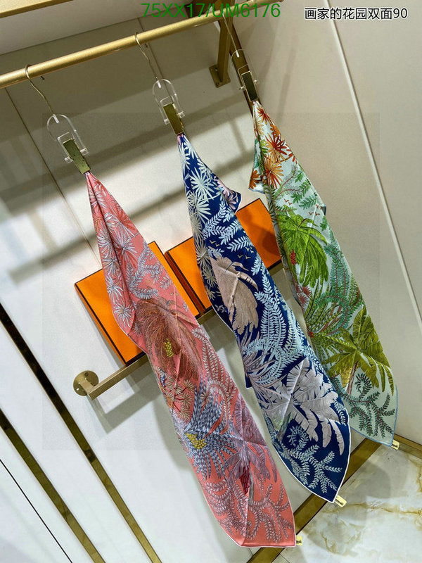 SAMC - HMS Scarves - 444