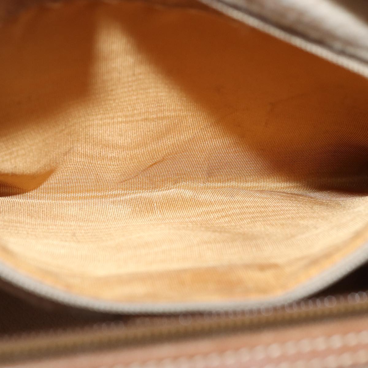 GUCCI GG Canvas Hand Bag Brown 000 101 0140 77490